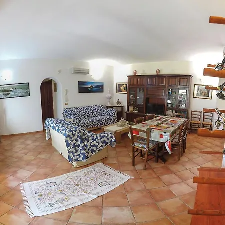 Vakantiehuis Casa Cannugia Villasimius